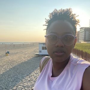 Meet your Posher, Dawn ann